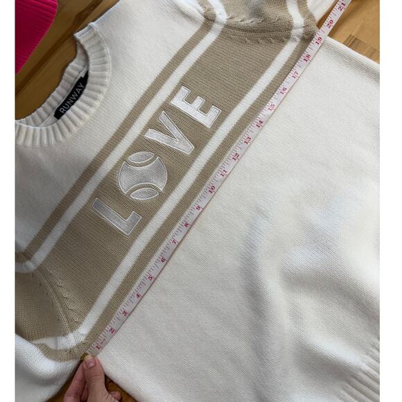 Runway Athletics Sweater Tennis Love Camel Tan White Crewneck Pullover Size XS - Picture 5 of 5